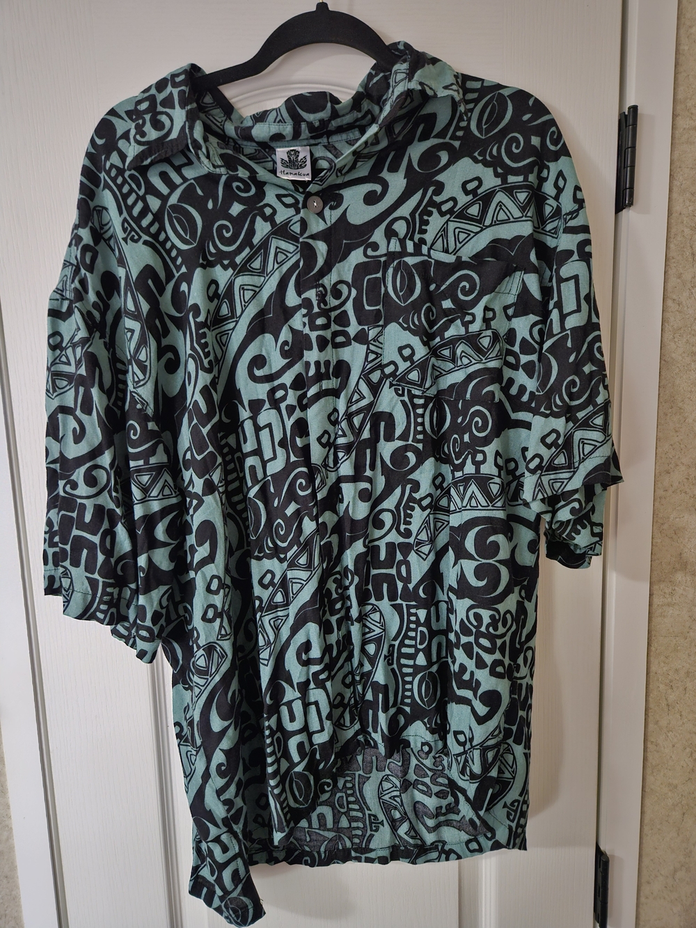 Hamakua Men's Short-Sleeve Patterned Shirt in Teal and Black Rayon Vintage 2XL